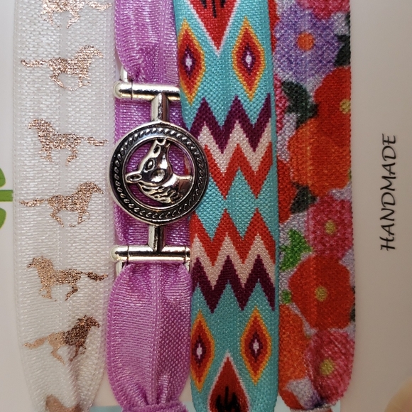 Snaffle Bit Hair Ties Bridle Bit Gold Horses Flowers Floral Purple Cowgirl Boho - Picture 7 of 7